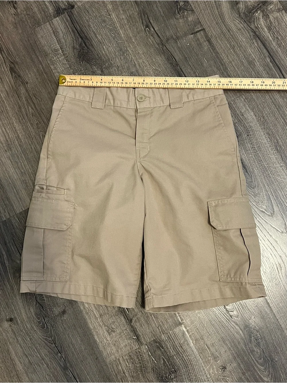 Dickies Shorts Cargo Pockets Loose Fit Comfort Tan Casual Mens Size 30